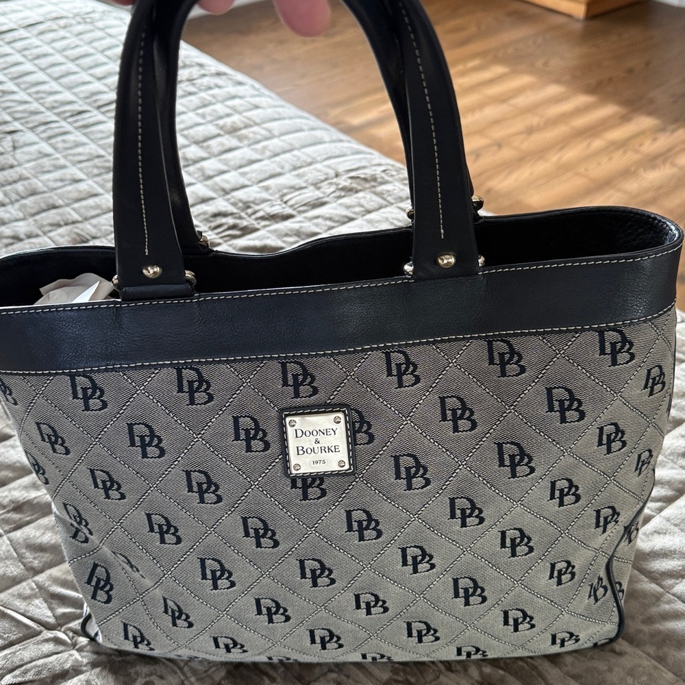 Dooney & Bourke signature bag black with leather trim
